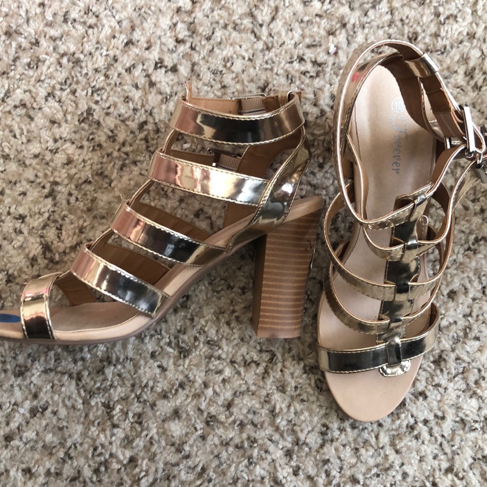 Sandals !